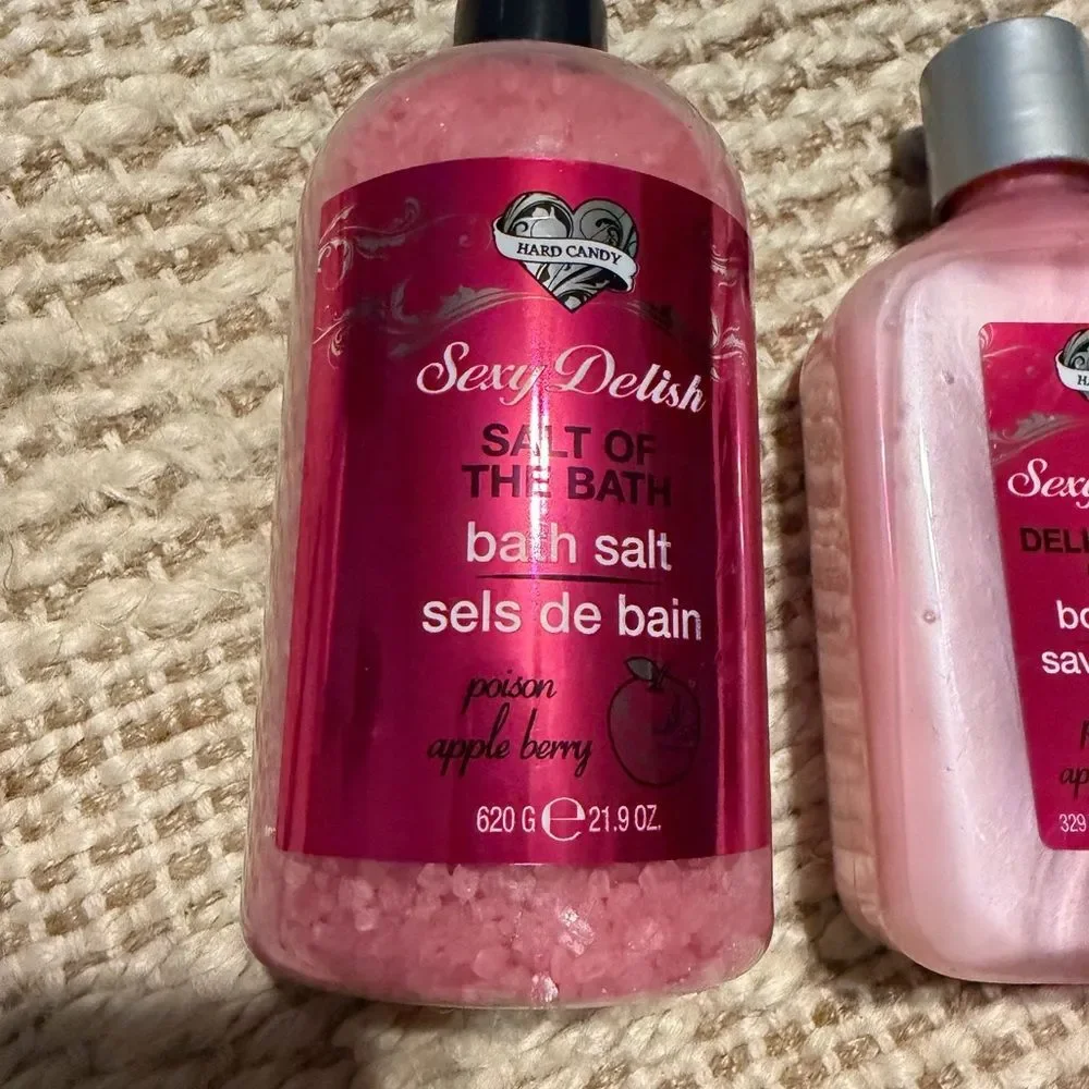 Hard candy Pink Bath Salt and Body Wash Set